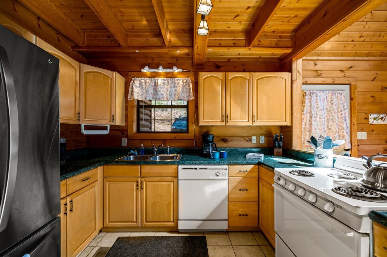 Great Smoky Mountains Cabin!, Secluded, Pet-Kid Friendly! Sevierville Dış mekan fotoğraf